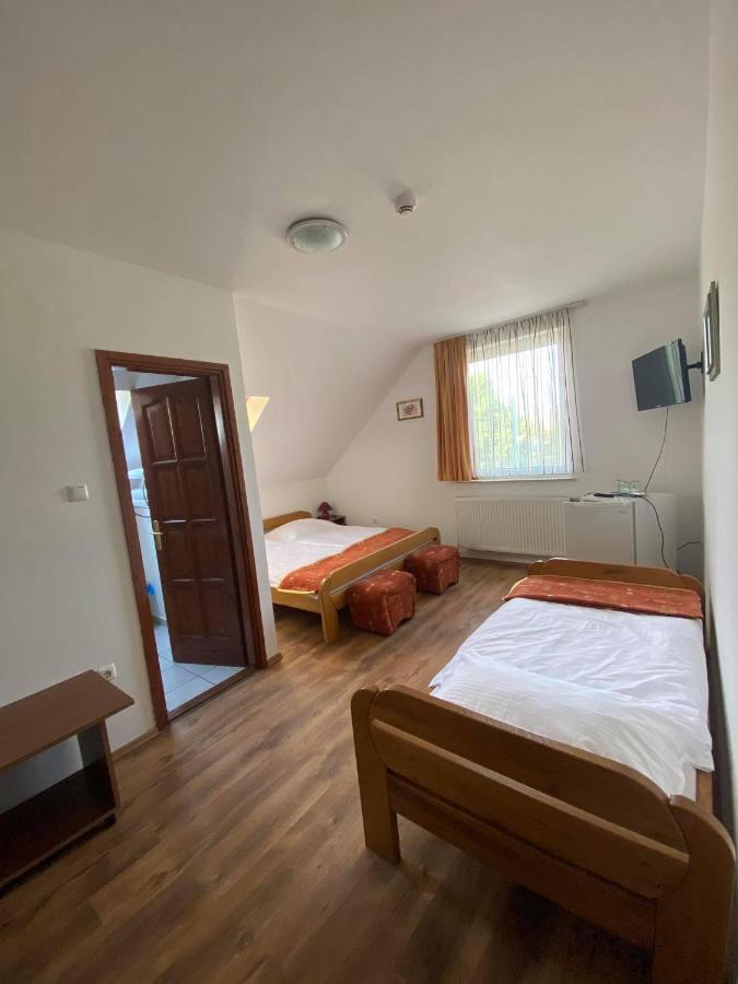 Naphaz Panzio Bed & Breakfast Tiszafured Luaran gambar